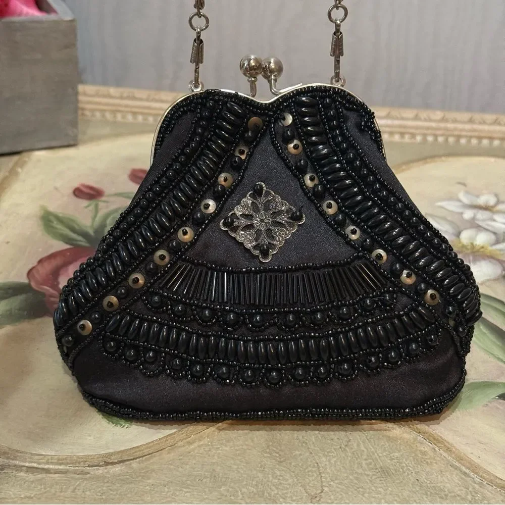 Heavily Beaded KISS Clasp Black Evening Bag Clutch Purse Wristlet Crossbody NWOT